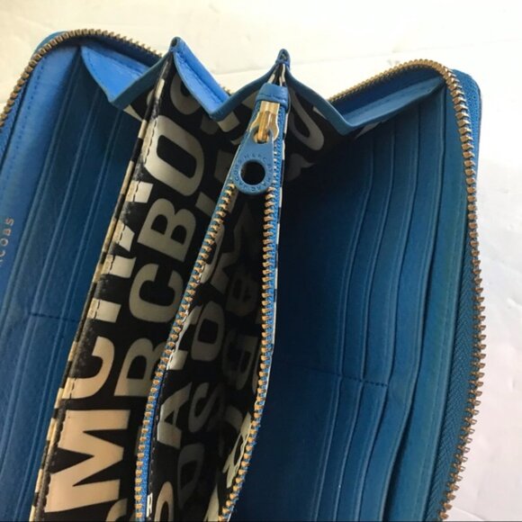 Marc Jacobs Pebble Leather Blue Supply Bi Fold Wallet Organizer Large Zip Bag - Picture 7 of 15